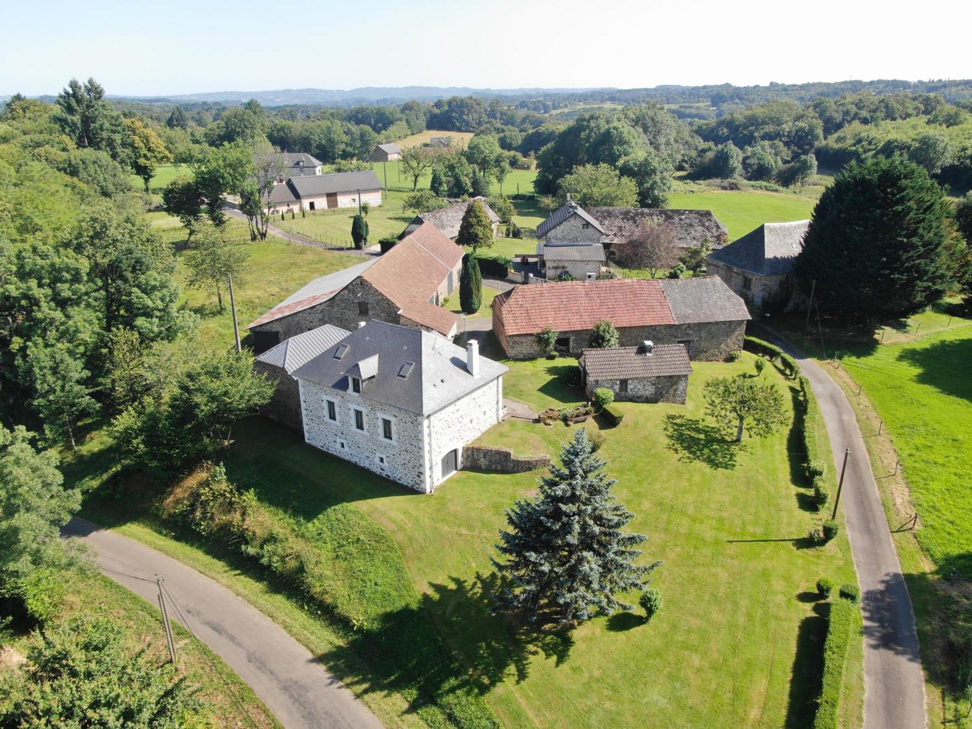 Maison Dans Ancien Corps De Ferme 4 A 6 Personnes Saint-Clement  Luaran gambar